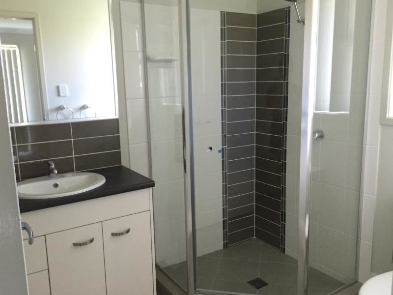 10 Hedgerose Way, Parkhurst QLD 4702